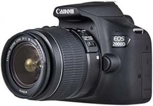 Cámara réflex digital económica Canon EOS 2000den oferta "Black Friday" 2022